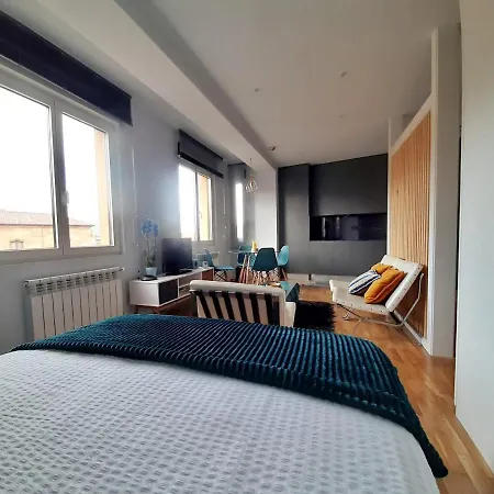 Wamba - La Catedral Apartment *