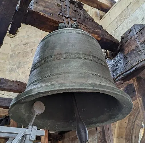 Wamba - La Catedral Apartment *